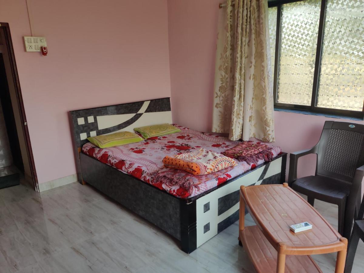 Gulmohar Cottages - Home Stay In Алибаг Экстерьер фото
